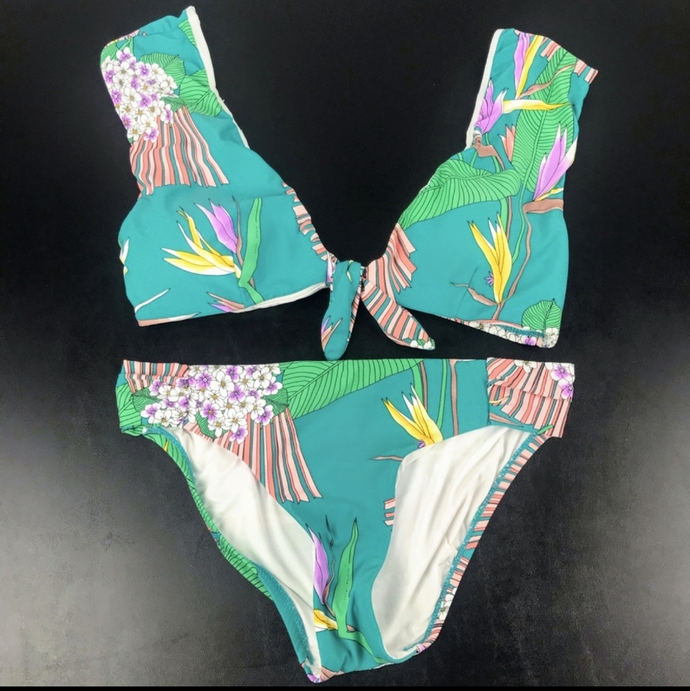 Trina Turk 2 piece floral bikini | size 8